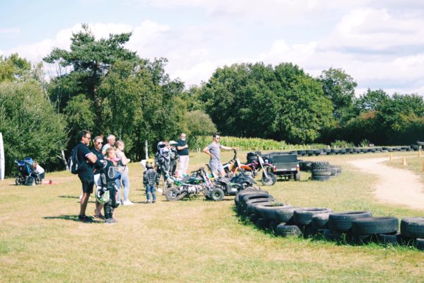 Pilotage Mini Moto pour Enfant près de Nantes