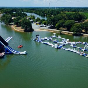 Xtrem-Tower avec ses toboggans géants et Water-Jump